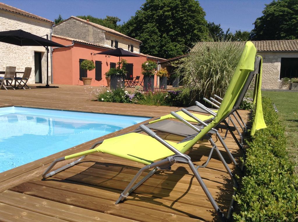 La Grange D'Aunis Bed & Breakfast Aigrefeuille-dʼAunis Eksteriør bilde
