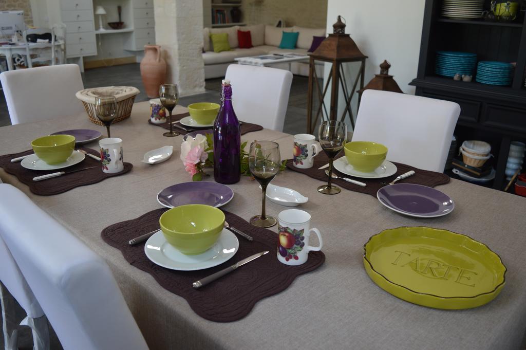 La Grange D'Aunis Bed & Breakfast Aigrefeuille-dʼAunis Eksteriør bilde